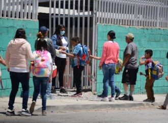 Anuncia gobernadora reanudación de clases este martes