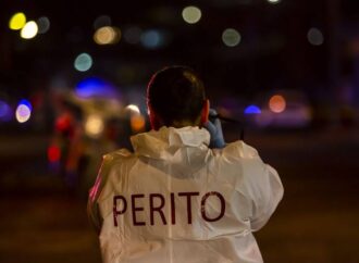 Localizan cuerpo abandonado en una maleta en Zona Río