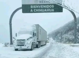 Chihuahua bajo nieve por frentes fríos caen nevadas en el estado