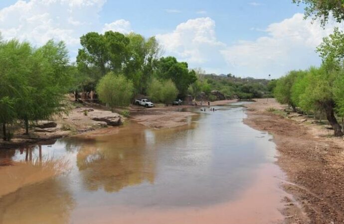 Reparación de la presa de San Luis Potosí