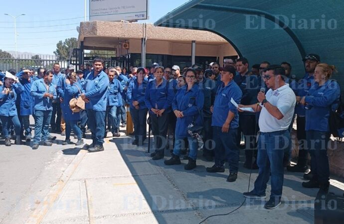 Presentan ante un juez a 15 detenidos por altercado entre taxistas y policías