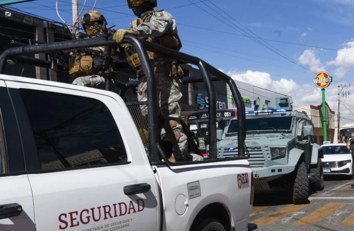 Detienen en Sonora a tres personas